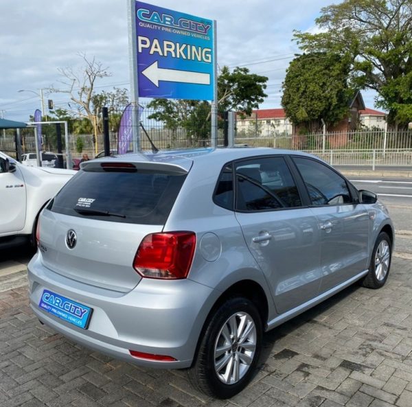VOLKSWAGEN POLO VIVO 1.6 COMFORTLINE TIP (5DR) - Image 4