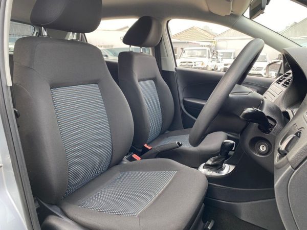 VOLKSWAGEN POLO VIVO 1.6 COMFORTLINE TIP (5DR) - Image 9