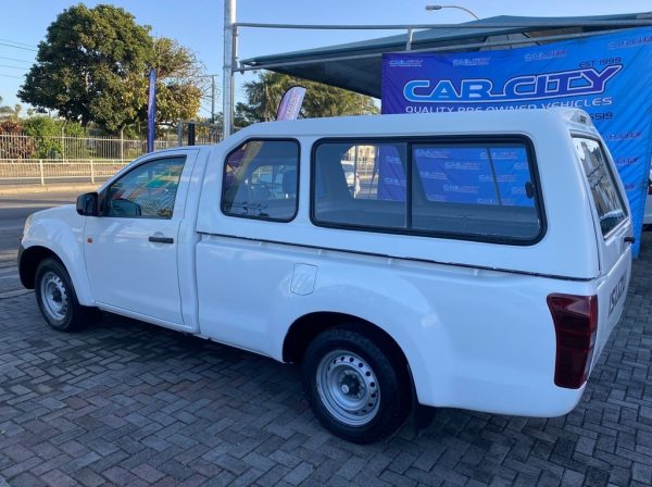 ISUZU D-MAX 250C S/C P/U - Image 2