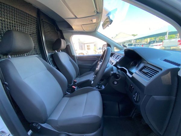 VOLKSWAGEN CADDY4 1.6i (81KW) F/C P/V - Image 9