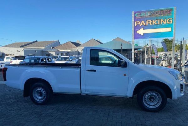 ISUZU D-MAX 250C S/C P/U - Image 6