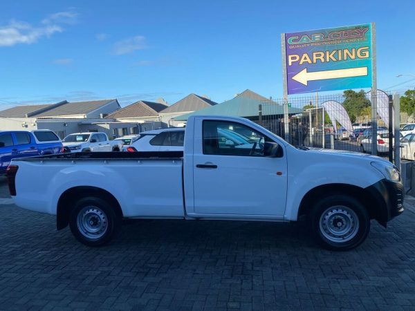 ISUZU D-MAX 250C S/C P/U - Image 3
