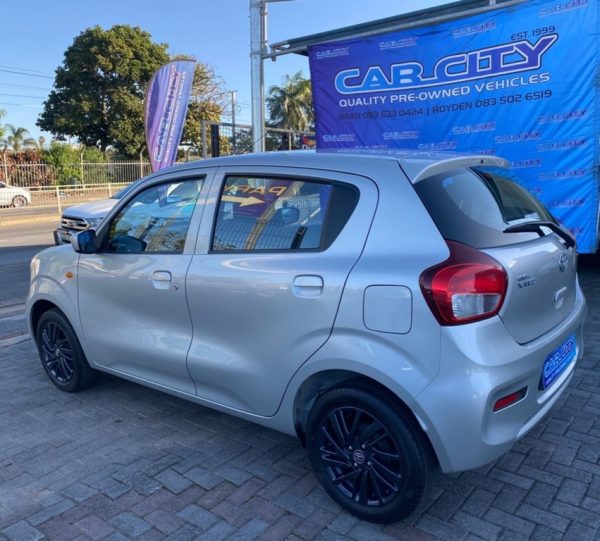 TOYOTA VITZ 1.0 XR - Image 7