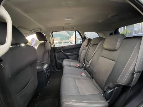 FORD EVEREST 2.2 TDCi XLS A/T - Image 10