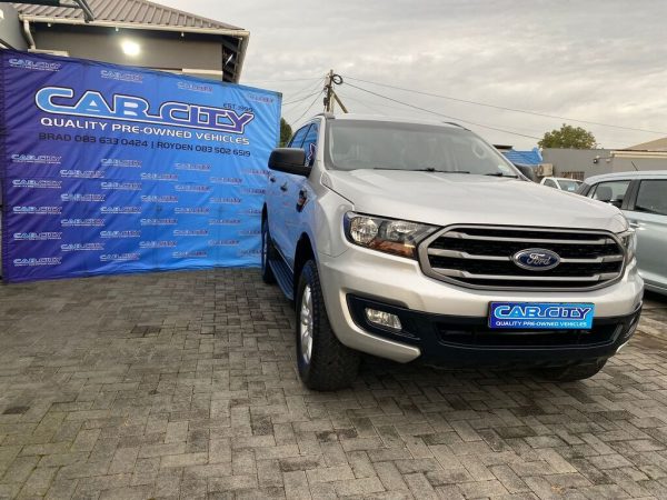 FORD EVEREST 2.2 TDCi XLS A/T - Image 3