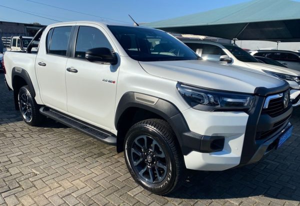 TOYOTA HILUX 2.8 GD-6 RB LEGEND A/T P/U D/C - Image 5