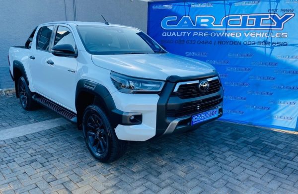 TOYOTA HILUX 2.8 GD-6 RB LEGEND A/T P/U D/C - Image 9
