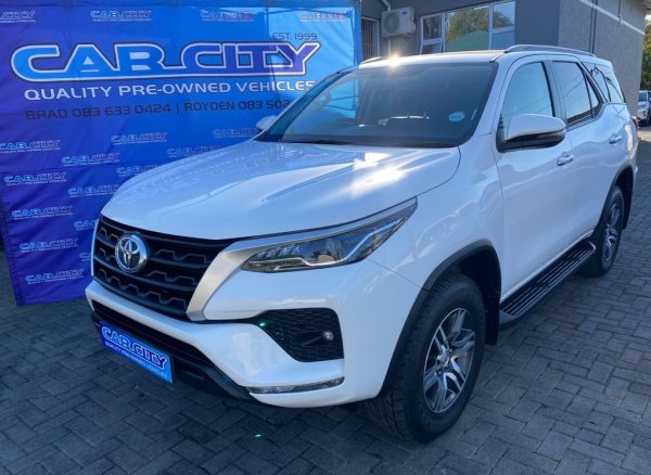 TOYOTAFORTUNER 2.4GD-6 R/B A/T2022