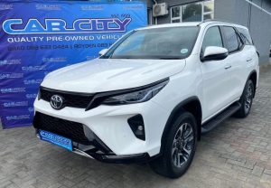 TOYOTAFORTUNER 2.4GD-6 R/B A/T2025