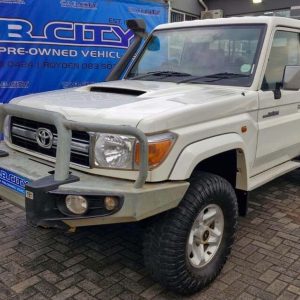TOYOTALAND CRUISER 79 4.5D P/U S/C2017