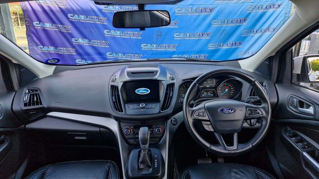 FORD KUGA 1.5 ECOBOOST AMBIENTE A/T - Image 9
