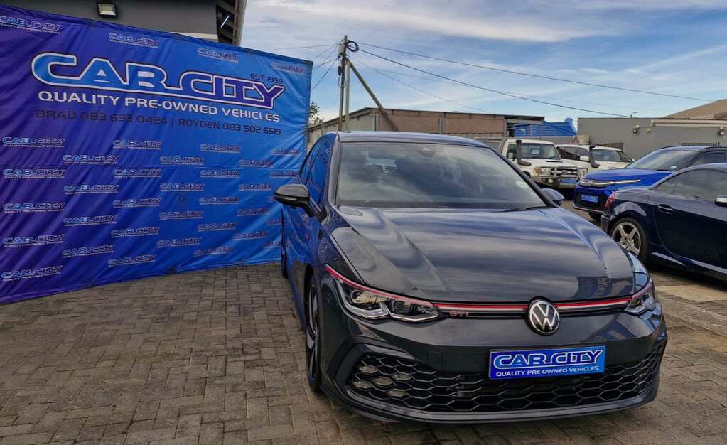 VOLKSWAGEN GOLF 8 GTi 2.0 TSI DSG JACARA EDITION - Image 5