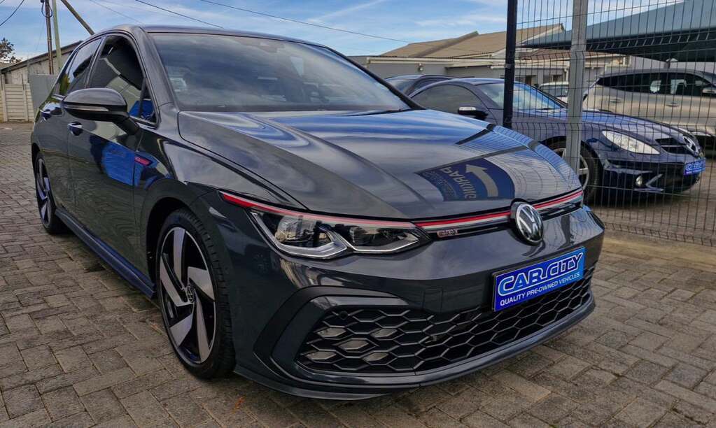VOLKSWAGEN GOLF 8 GTi 2.0 TSI DSG JACARA EDITION - Image 9