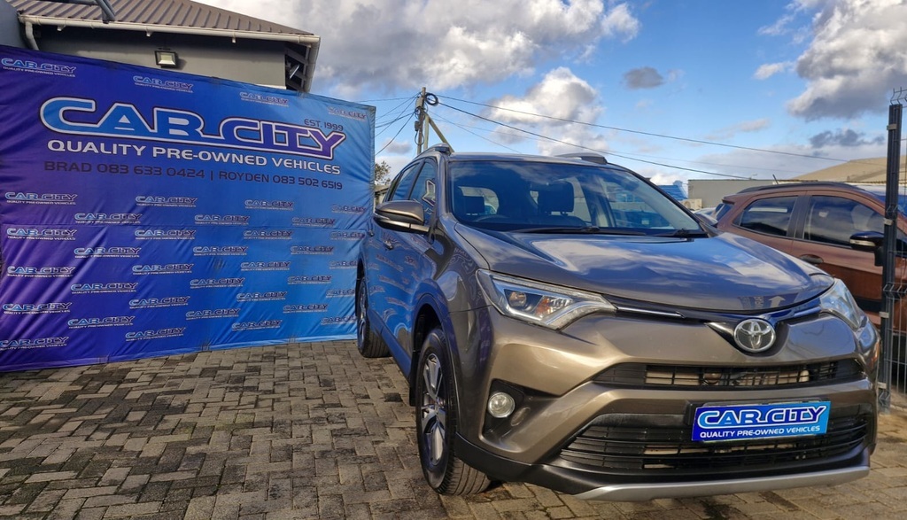 TOYOTA RAV4 2.0 GX A/T - Image 3