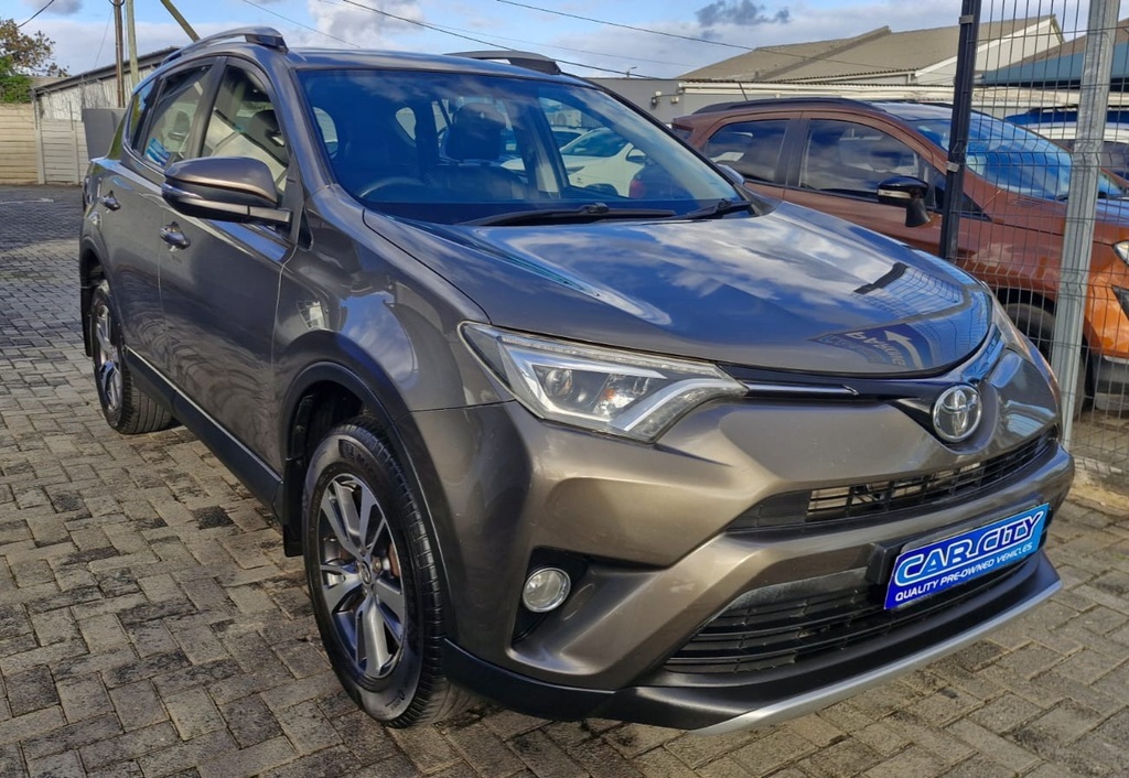 TOYOTA RAV4 2.0 GX A/T - Image 5
