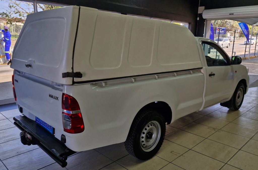 TOYOTA HILUX 2.5 D-4D S P/U S/C - Image 5