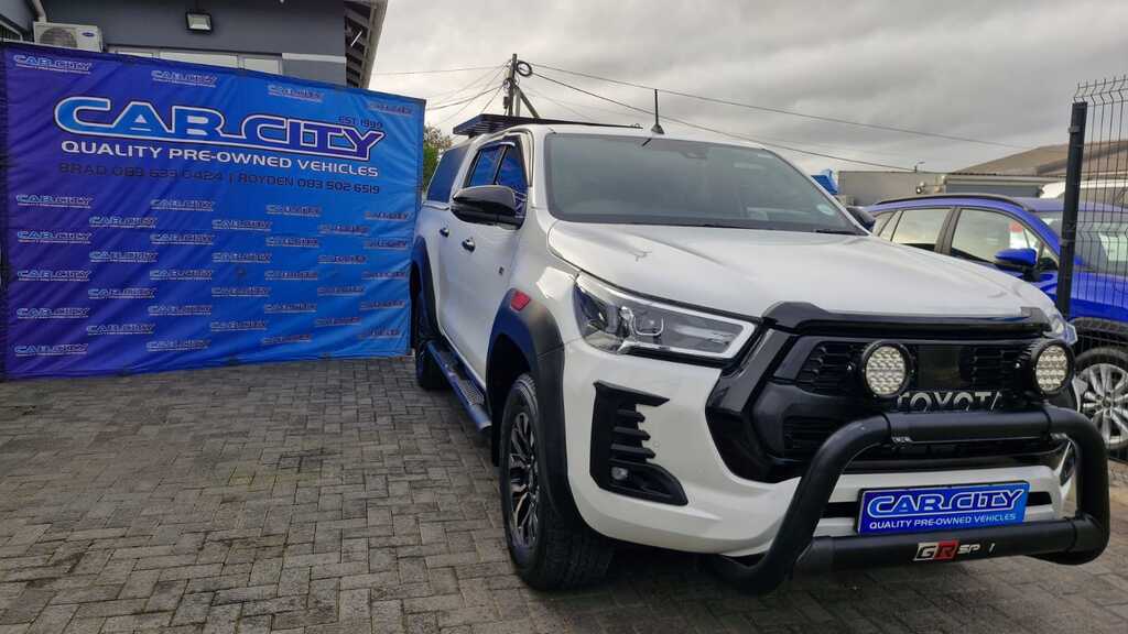 TOYOTA HILUX 2.8 GD-6 GR-S 4X4 A/T P/U D/C - Image 3