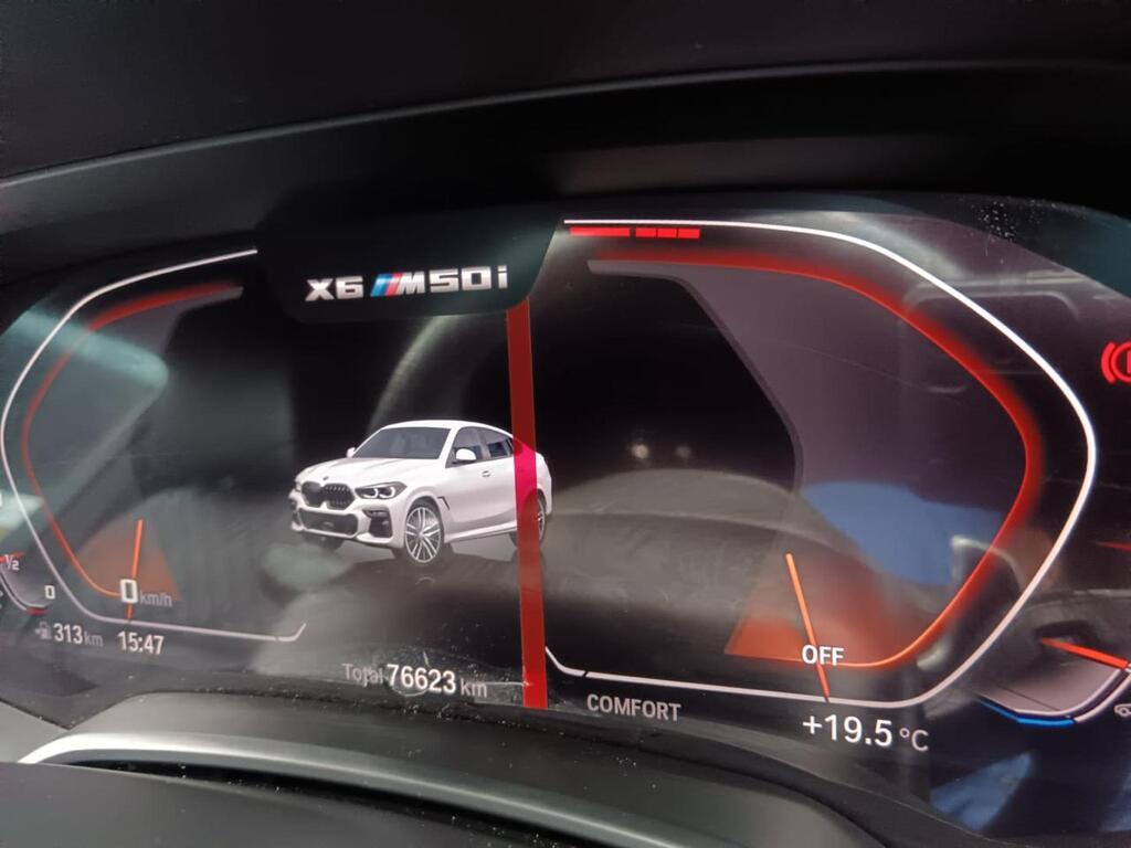 BMW X6 M50i (G06) - Image 10