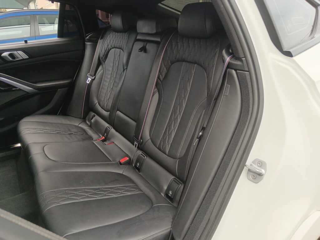 BMW X6 M50i (G06) - Image 9