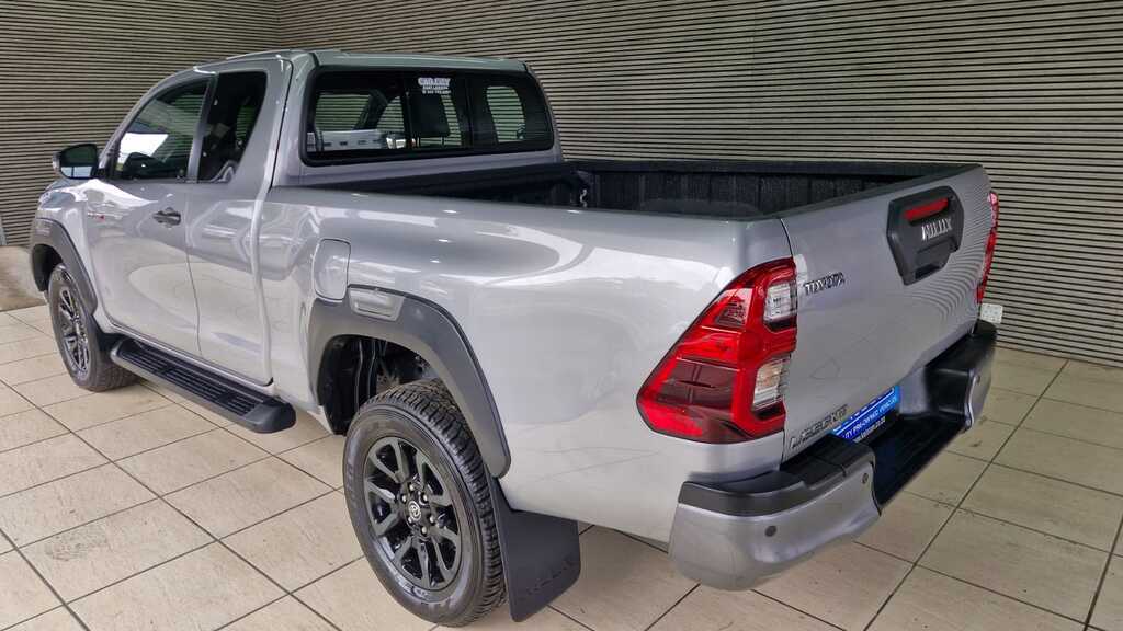TOYOTA HILUX 2.8 GD-6 RB LEGEND P/U E/CAB - Image 2