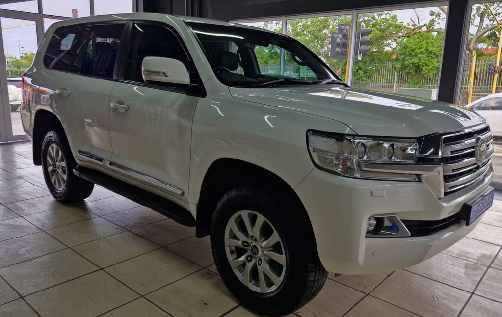 TOYOTA LANDCRUISER 200 V8 4.5D VX A/T - Image 8